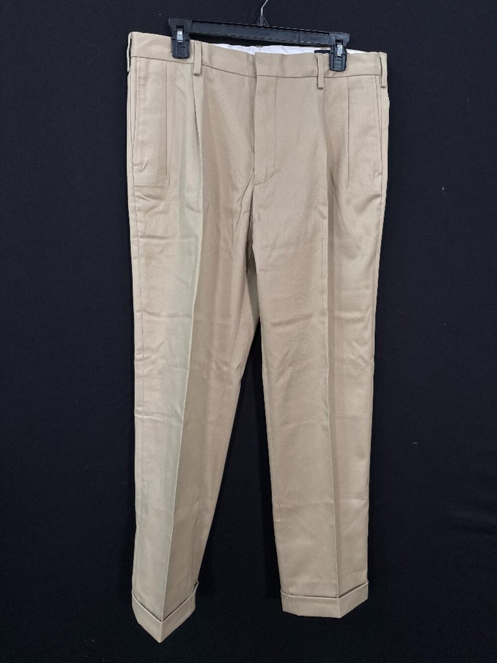 Lands' End Men's Traditional Fit Pleated Twill Pants Khaki 33x31 Cuffed NWOT